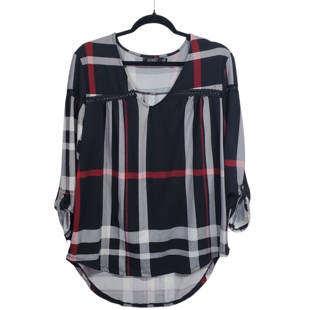 Plaid Women's Top - Euc -Medium- Black and Red